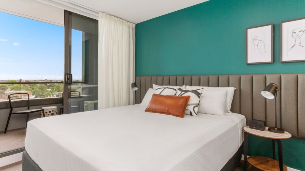 DELUXE SERVICED APARTMENT NEAR MELBOURNE AIRPORT